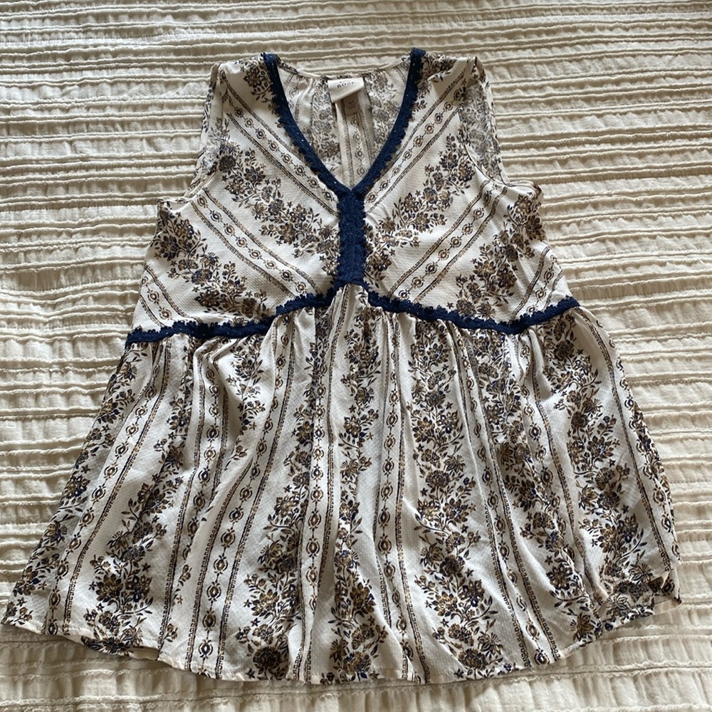 NWOT Knox Rose Sleeveless Blouse
